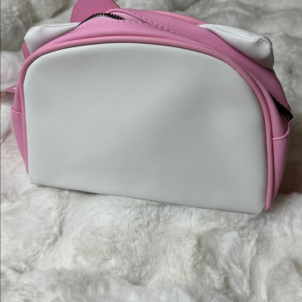 Hello Kitty Pink and White Face Pouch - Picture 4 of 7